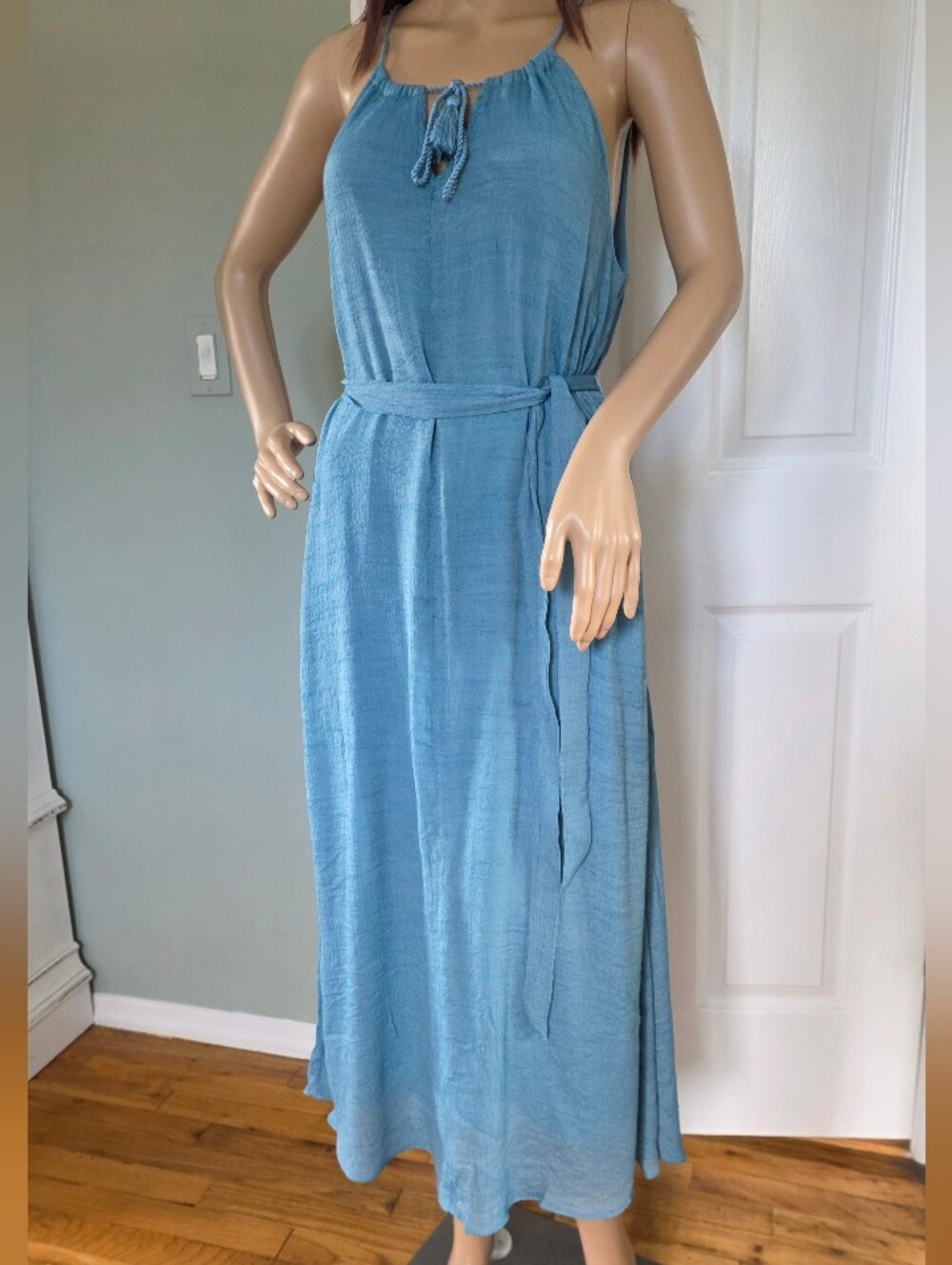 Forever 21  Dusty Blue Textured Tie-Waist Maxi Halter Tassel Neckline  Dress M